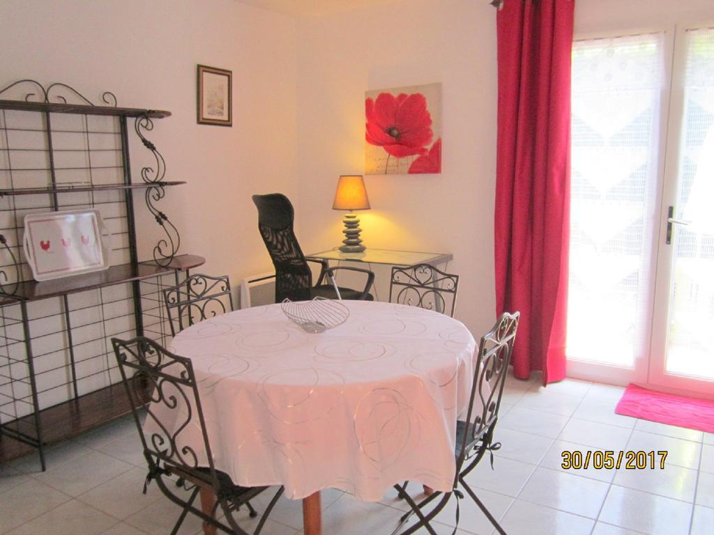 Villa ClaireLou Pertuis Extérieur photo